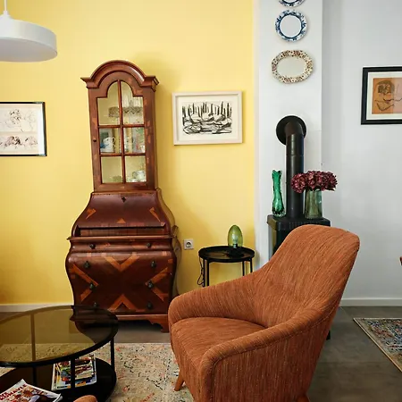 Petra's House * Komaji