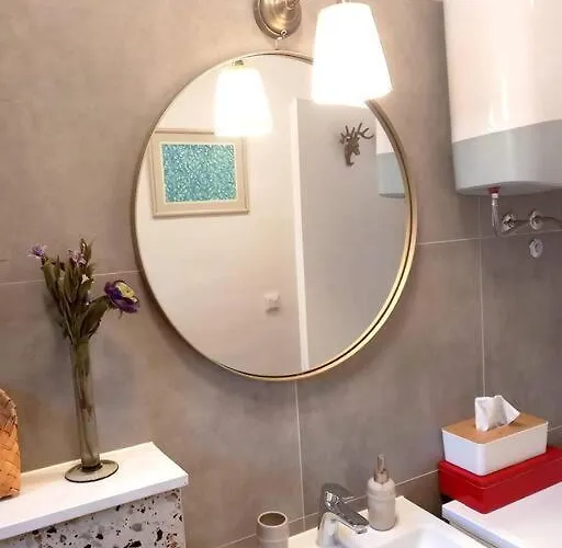 Petra's House Komaji