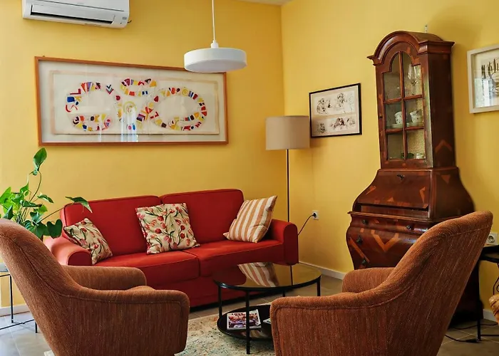 Petra's House Komaji